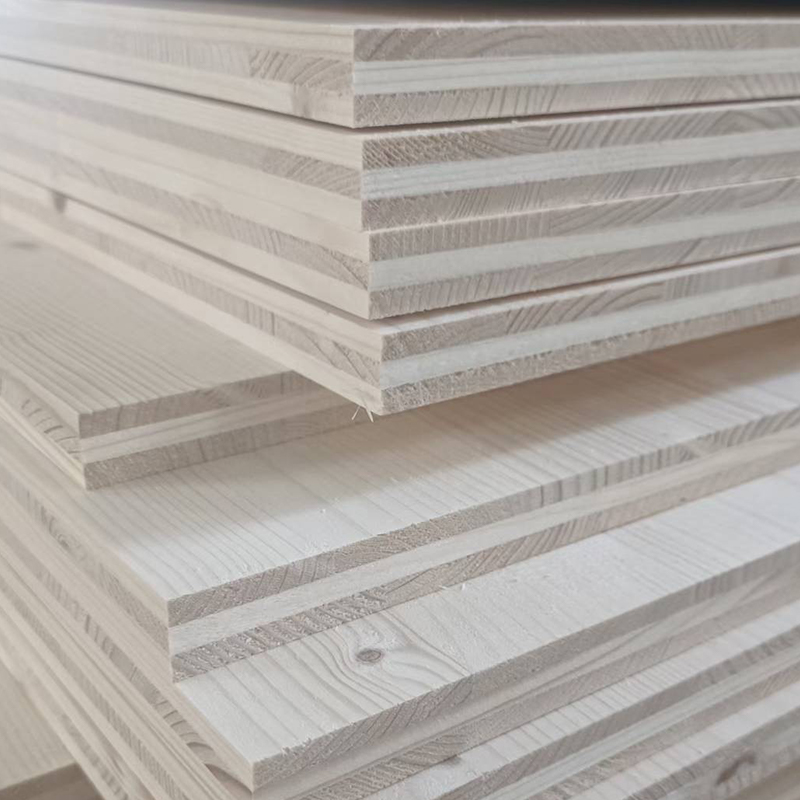 Świerkowe panele architektoniczne CLT